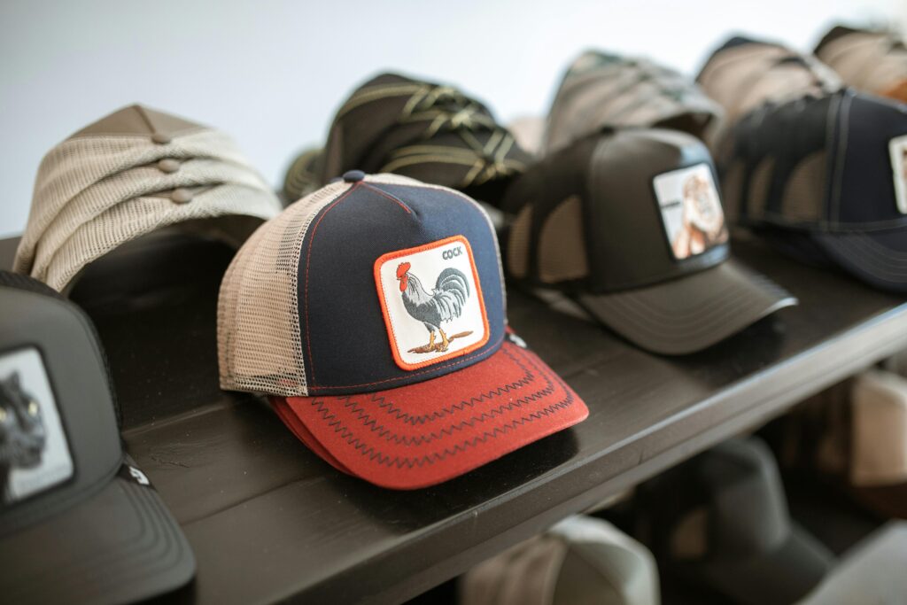 Caps