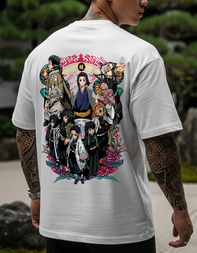 Unisex Oversized Standard T-Shirt: HASHIRA